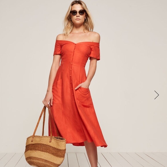 Reformation Dresses & Skirts - ✨NEW Reformation Mariposa Dress✨